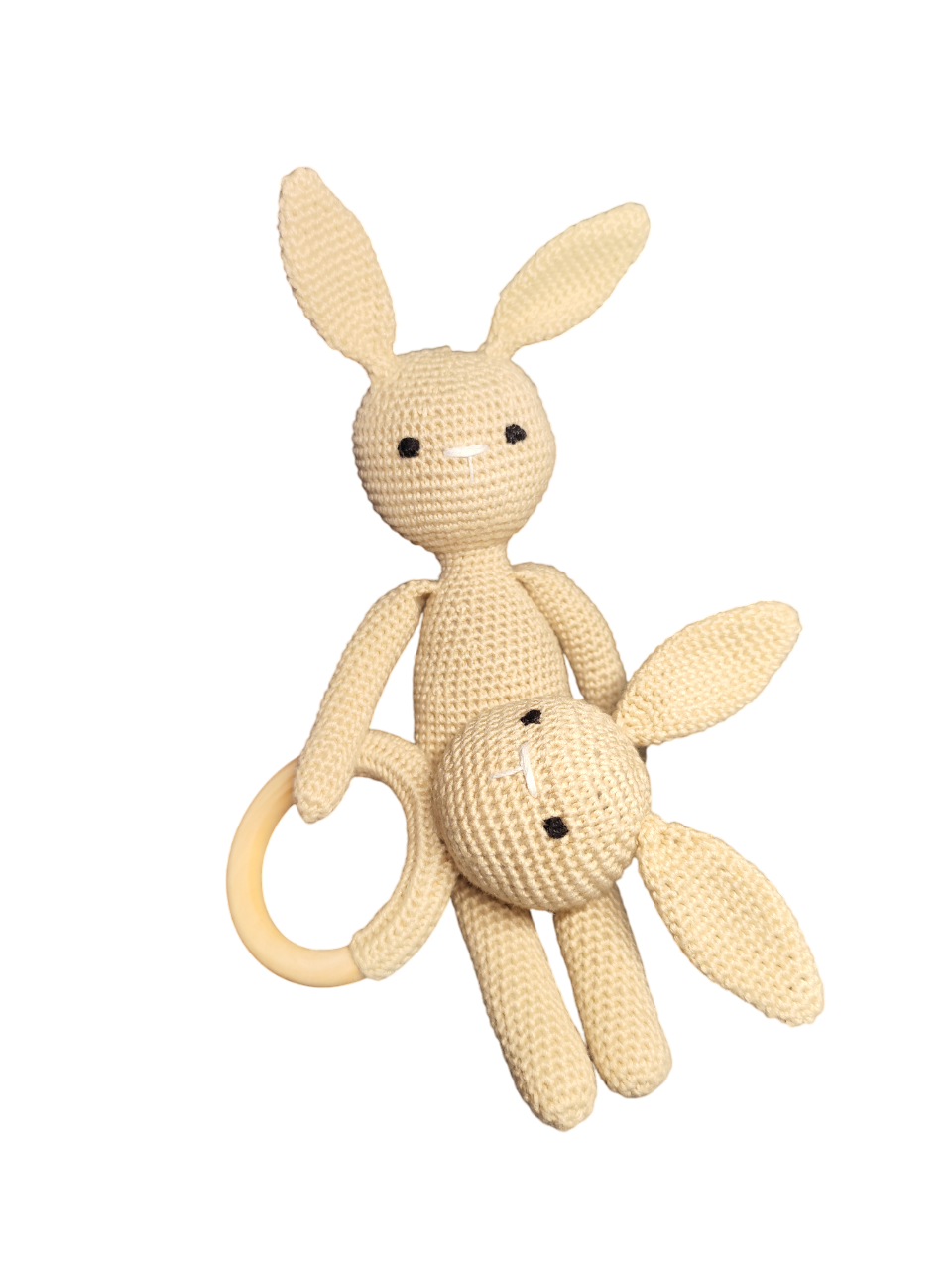 Handgemachtes Baby Geschenkset – gehäkelter Hase & Rassel Handgemachtes Baby Geschenkset – gehäkelter Hase & Rassel